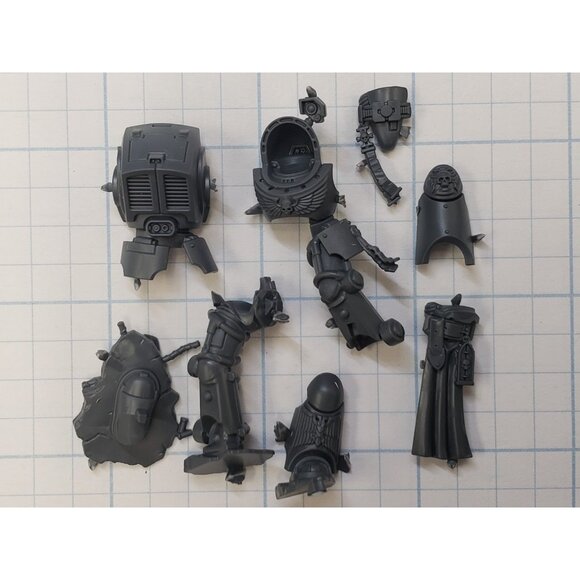 Games Workshop Other - Warhammer 40k Space Marine Bits Terminator Captain Armored Torso Tabard Set #01